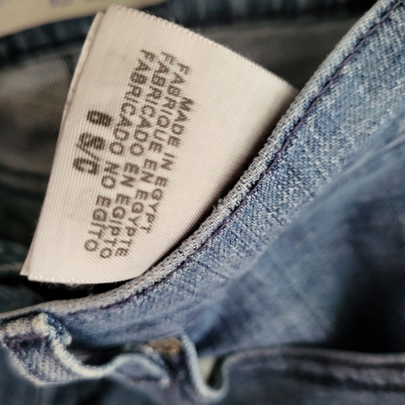 Womans Levi 505 - Picture 2 of 7